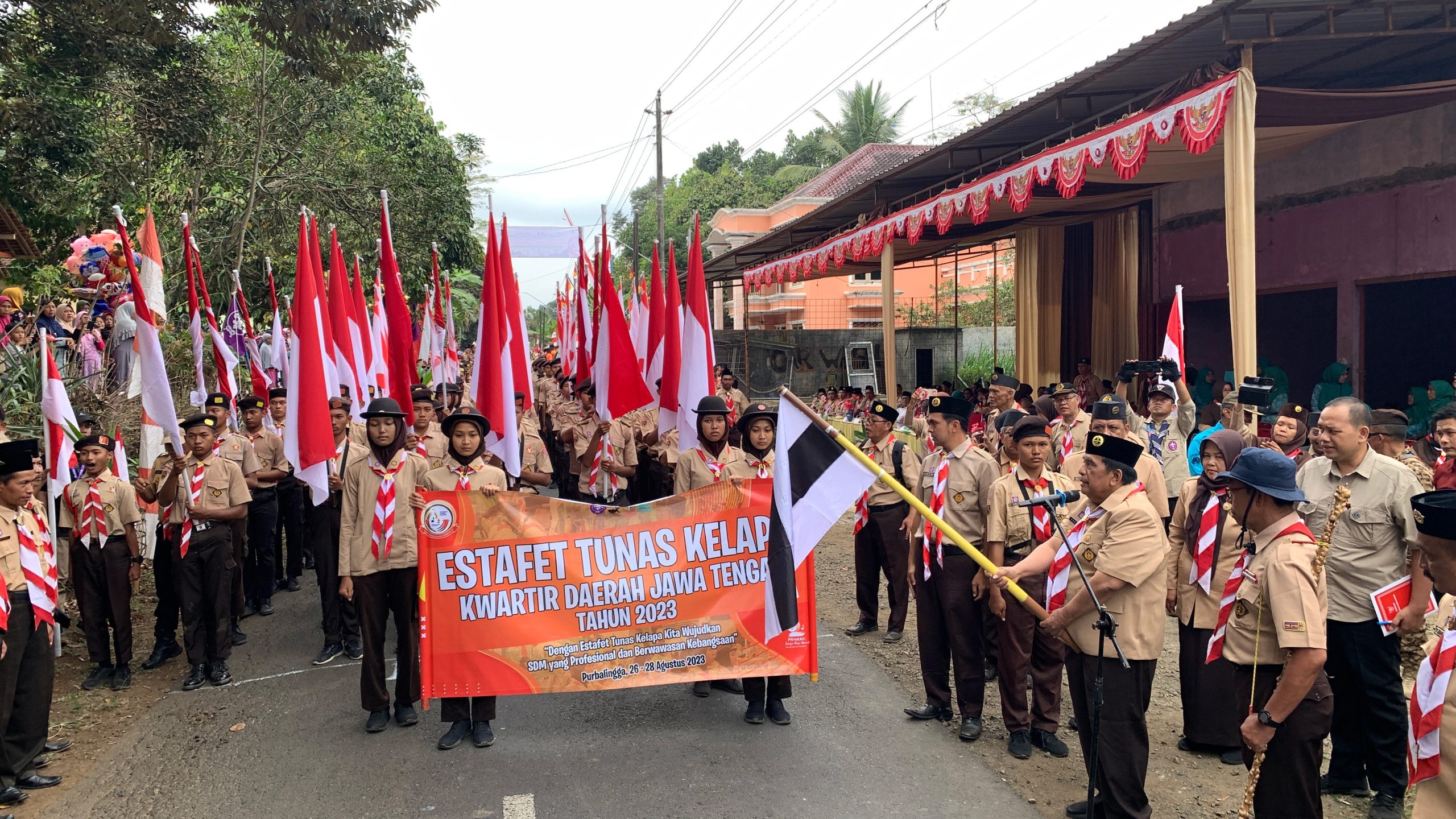 Kwarcab Pramuka Purbalingga Terima Estafet Tunas Kelapa