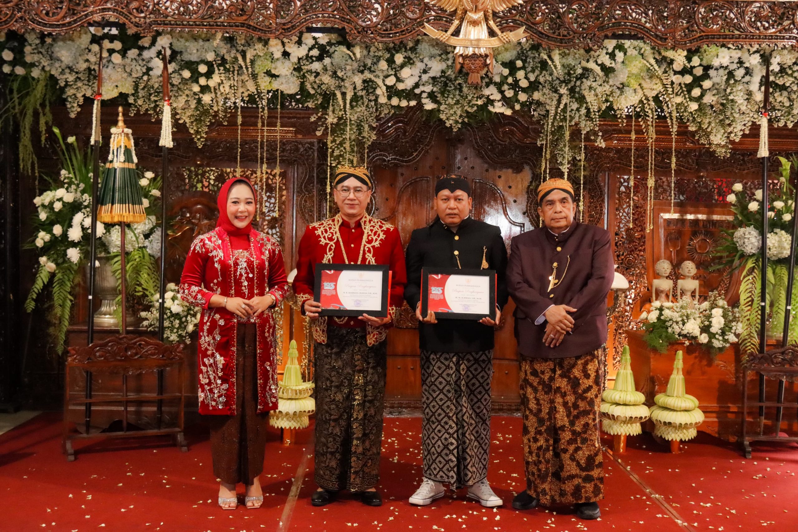 Peduli Olahraga, Ketua DPRD Purbalingga Raih Penghargaan di HUT Purbalingga ke 193