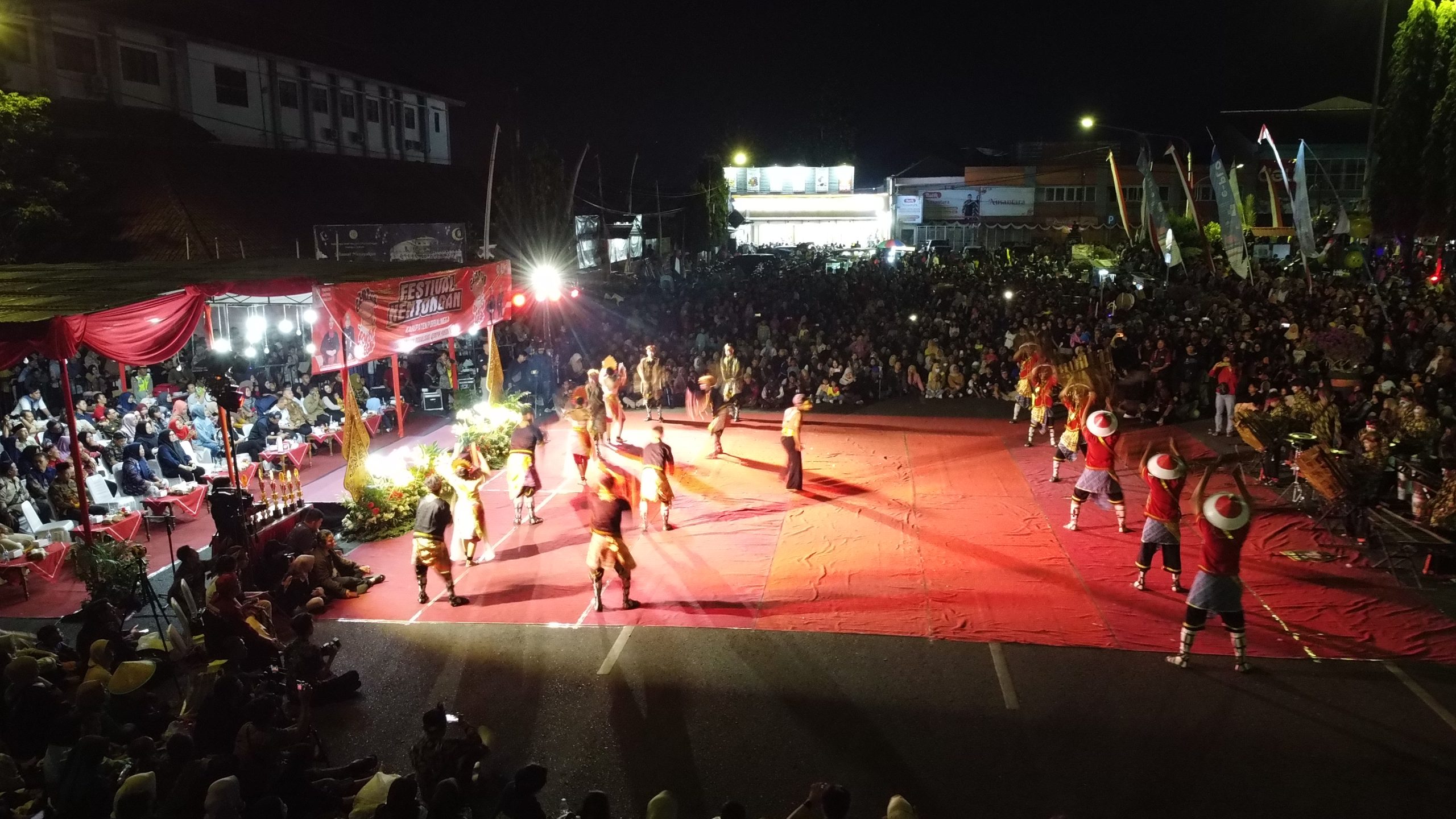 Berlangsung Meriah, Kecamatan Rembang Jadi Juara di Festival Kentongan Purbalingga 2024