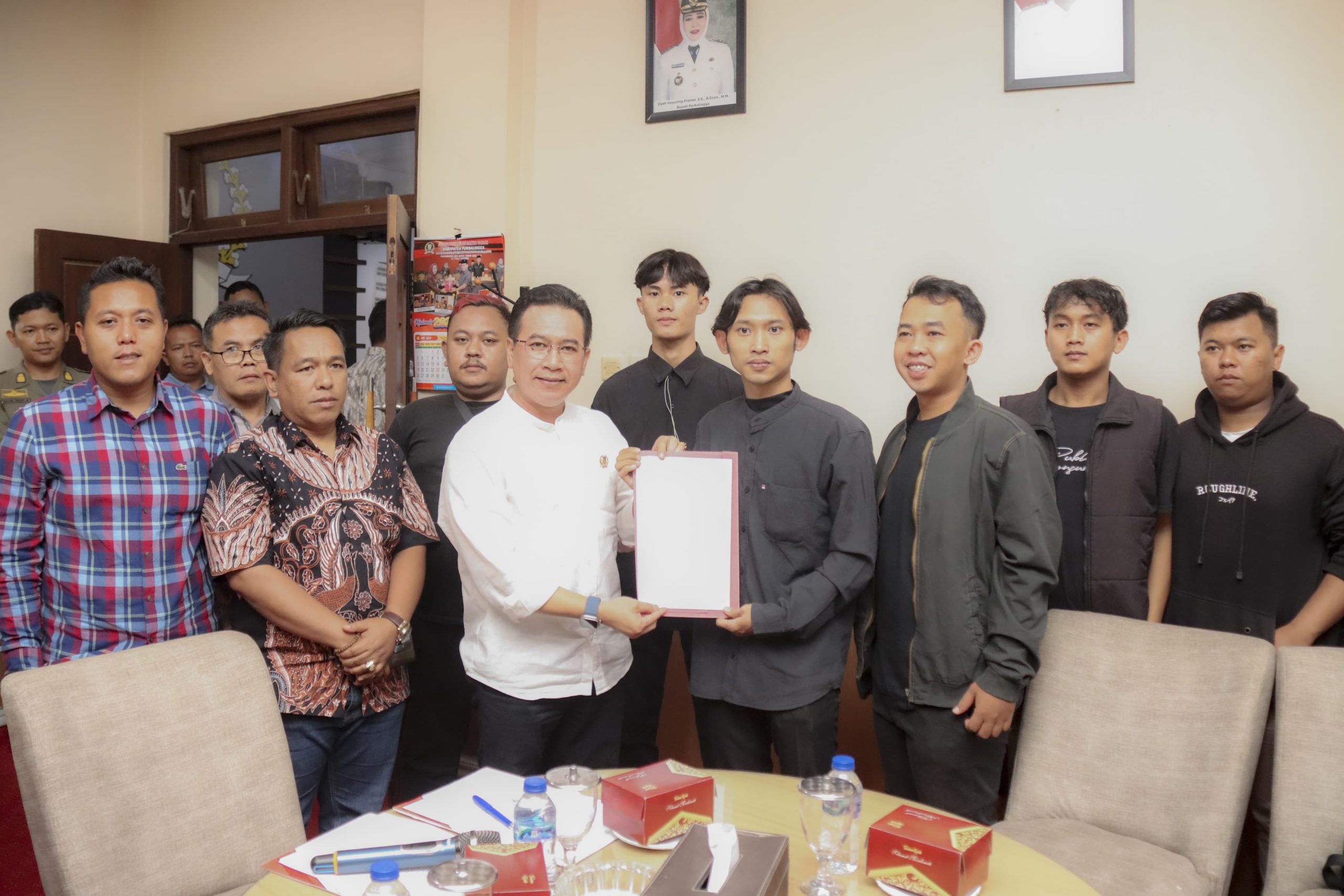Aliansi GEMPUR Minta Ketua Sementara DPRD Purbalingga Untuk Kawal Keputusan MK Tentang Pilkada