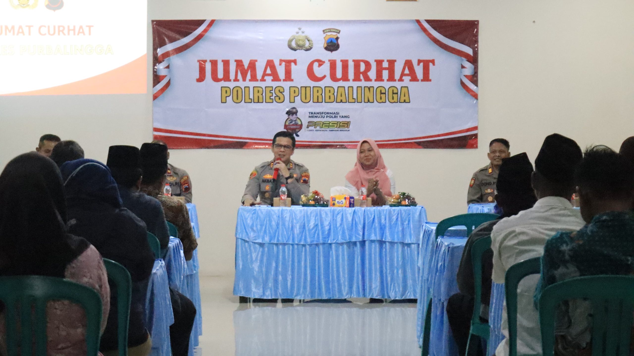 Kapolres Purbalingga Gelar Jumat Curhat Bersama Warga di Desa Kembangan