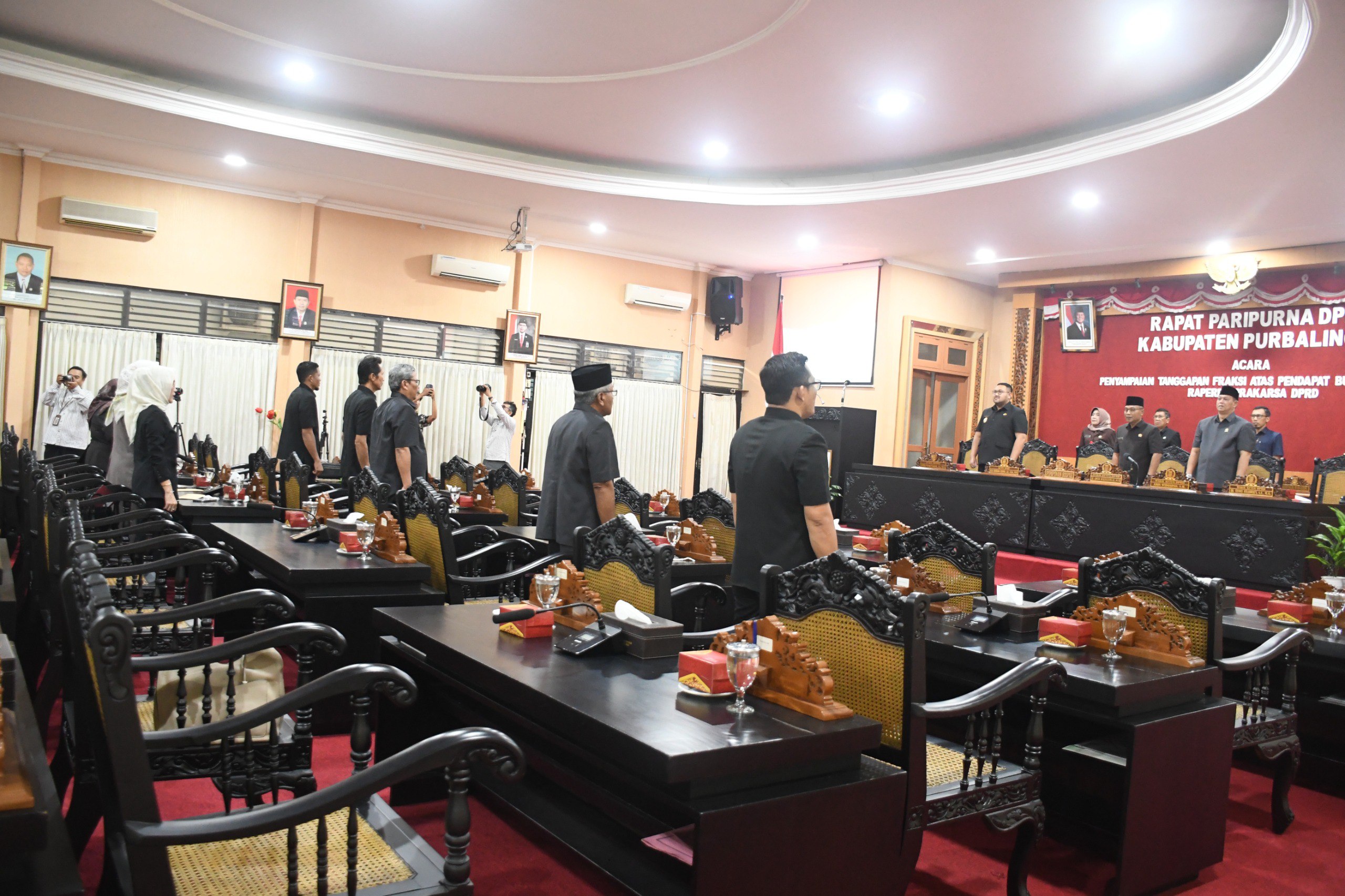 Empat Raperda Siap Dibahas di Tingkat Komisi, Fraksi-Fraksi DPRD Sepakat Terima Pendapat Bupati