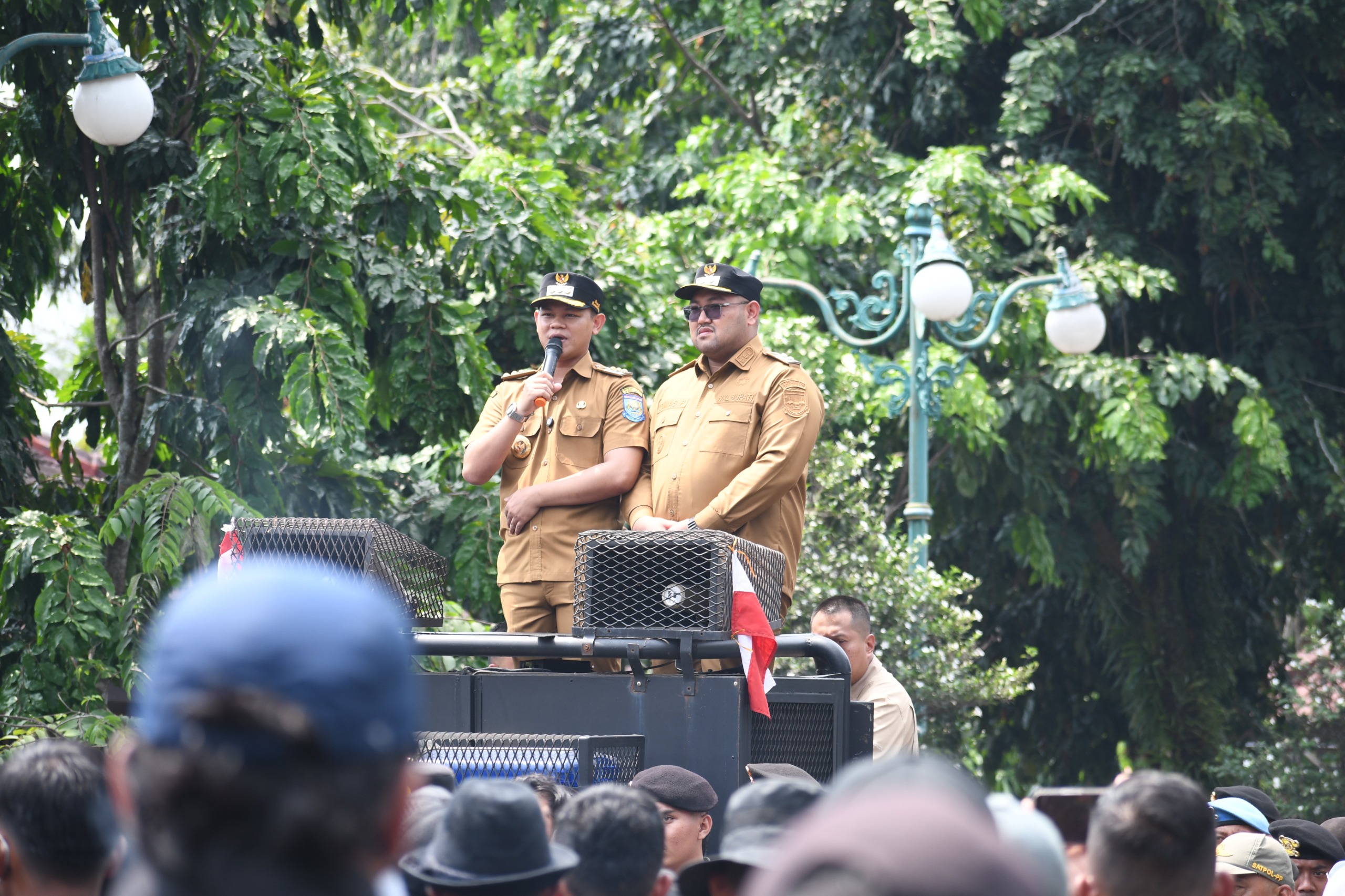 Temui Peserta Unjuk Rasa , Bupati  Fahmi Tegaskan Komitmen Tuntaskan Janji Kampanye