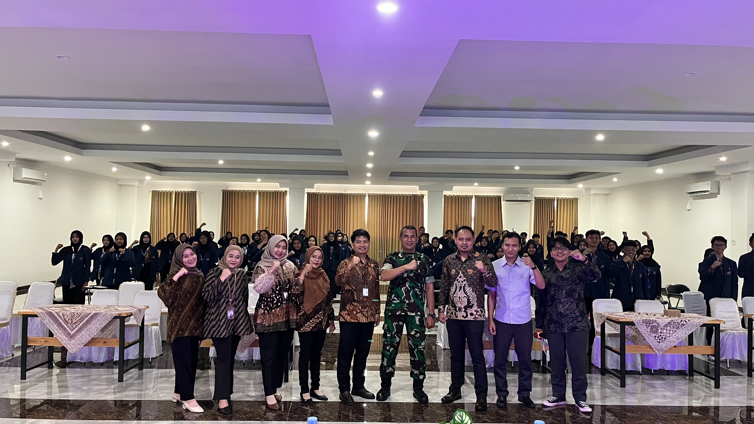 PKKMB 2025 Politeknik Madyathika: Siapkan Mahasiswa Baru Jadi Pengusaha Visioner