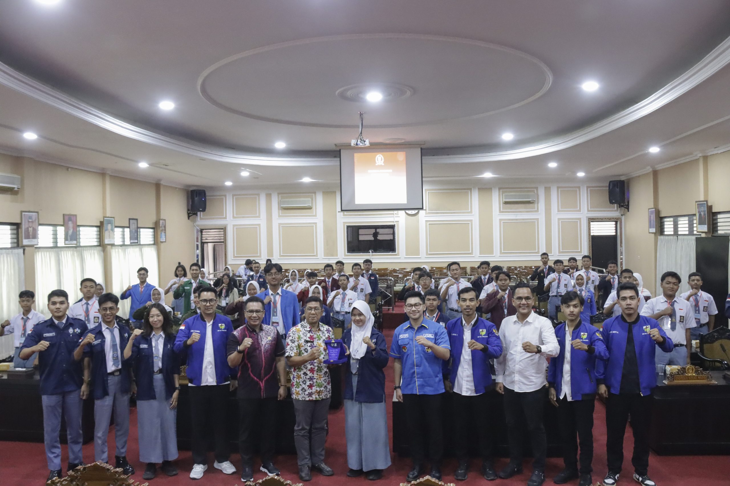 Di Kunjungi Forum Osis, Ketua DPRD Purbalingga Ajak Generasi Muda Pahami Peran Lembaga Legislatif