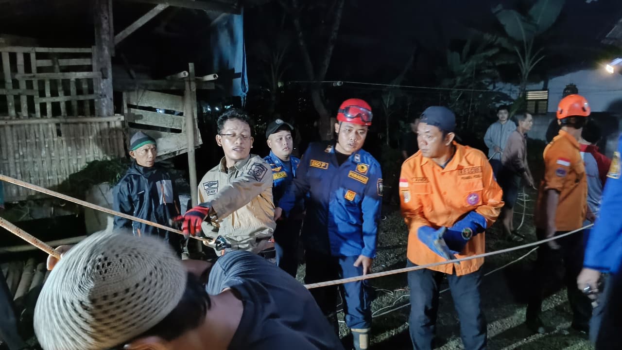 Lansia di Selakambang Tercebur ke Sumur Sedalam 12 Meter