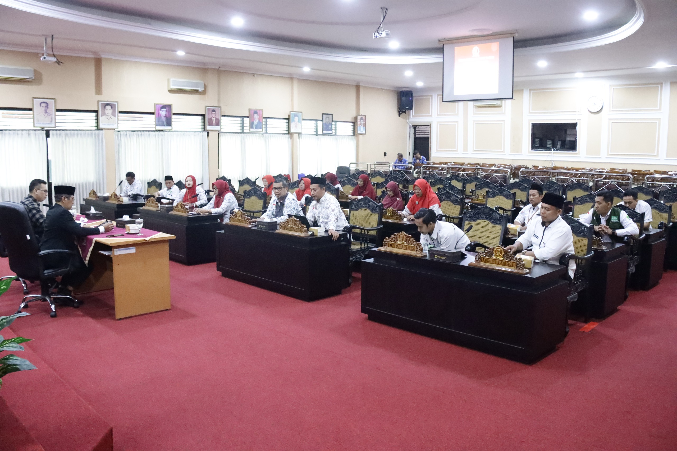 Guru Madrasah Purbalingga Sampaikan Aspirasi ke DPRD, Harapkan Perhatian Kesejahteraan yang Setara